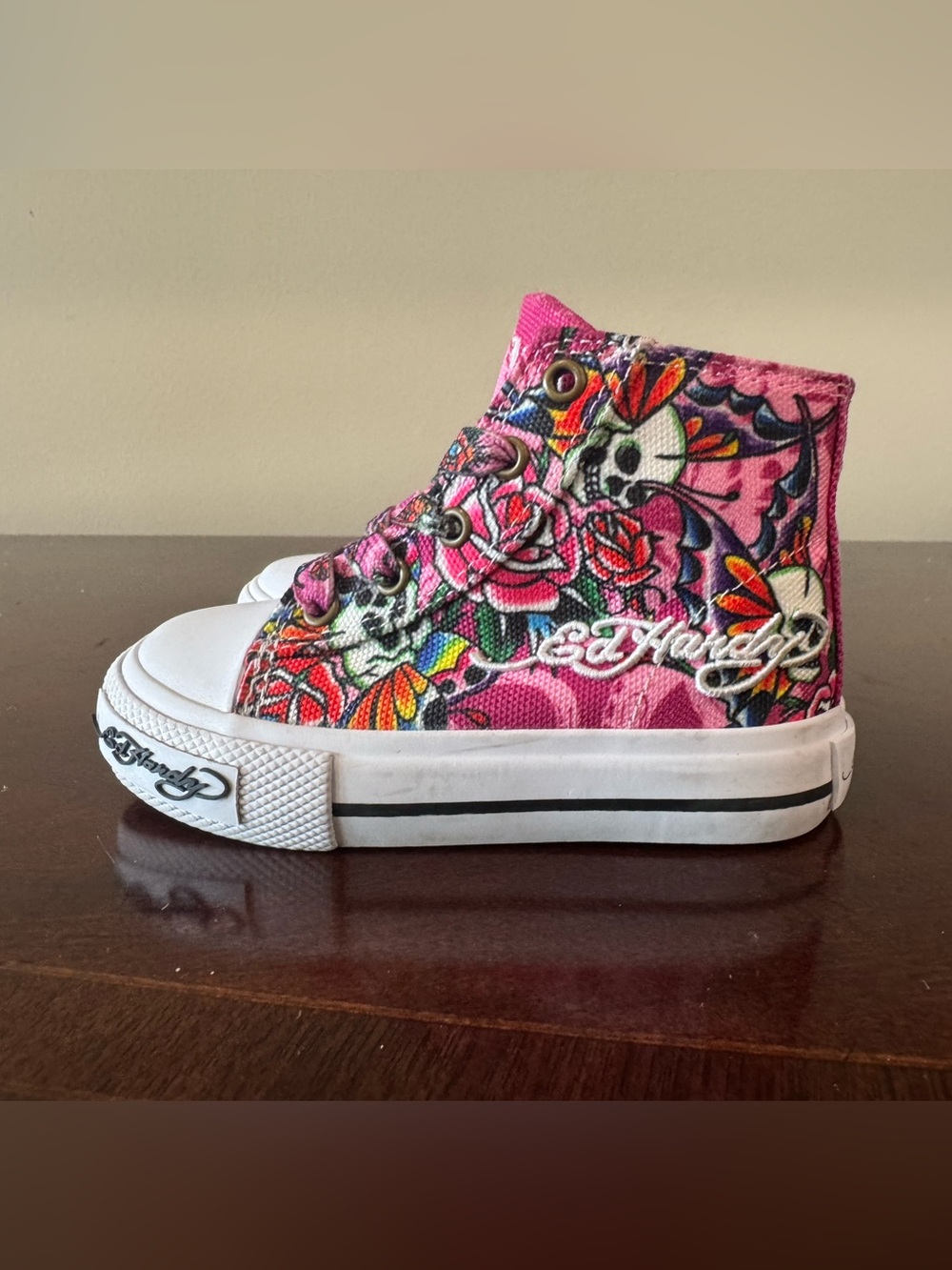 Ed Hardy “Skull Butterfly” High-Top Sneakers For Girls 7C